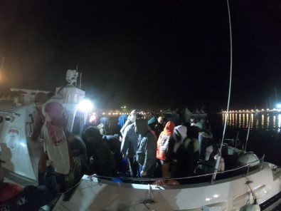 Balıkesir Açıklarında 143 Düzensiz Göçmen Yakalandı