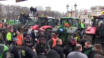TARıM BAKANı - Berlin Sokaklarında Traktörlü Çiftçi Protestosu