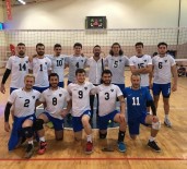 VOLEYBOL TAKIMI - Karacabey Belediyespor Voleybolda Da Dolu Dizgin