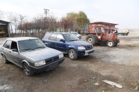 İŞ MAKİNESİ - Muş Belediyesinin Eski Araçları Satışa Çıkarılıyor