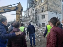 KEREM KINIK - Türkiye'den Arnavutluk'taki Depremzedelere Yardım