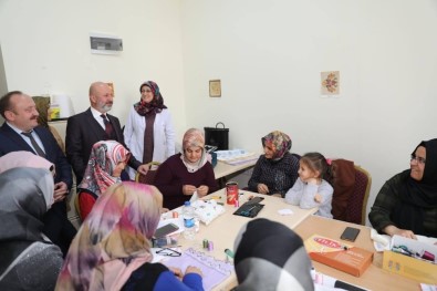 Başkan Çolakbayrakdar, 'Kurslarımızla, Aile Ekonomisine Ve İstihdama Katkı Sağlıyoruz'