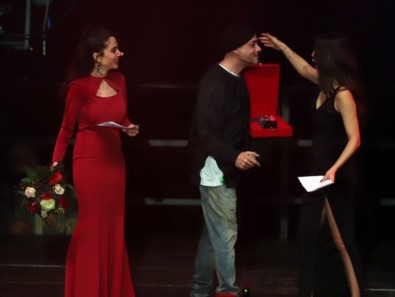 Berlin'de 12 Sanatçıya Avrupa Türk Müzik Ödülü 'ETMA' Verildi