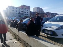 KıZıLAY - Depremin Vurduğu Arnavutluk'ta 1 Aylık Olağanüstü Hal İlan Edildi