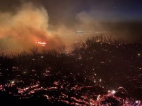 KALIFORNIYA - Kaliforniya'da Korkutan Yangın