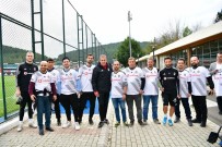 ÇEKİLİŞ - Karakartallılar Beşiktaş'ı Antrenmanda Ziyaret Etti