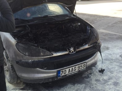 Karaman'da Alev Alan Otomobil, Kısa Sürede Söndürüldü