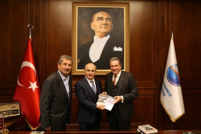 Prof. Acar Baltaş'tan Başkan Akgün'e Ziyaret