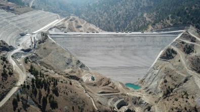 Sorgun Barajı'nda Çalışmalar Devam Ediyor
