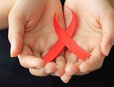 'Türkiye'de her yıl ortalama 3-4 bin kşiye AIDS tanısı konuyor'