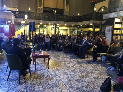 Üsküdar'da Kemençe Ustası Derya Türkan Konser Verdi