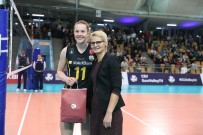 MILENA - Vakıfbank, Slovenya'dan Zaferle Döndü