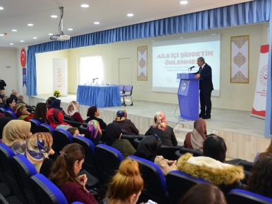 Vali Akın, 'Kadına Ve Çocuğa Şiddet Tüm Önlemlere Karşı Önlenememektedir'