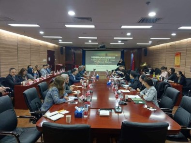 AK Parti Heyeti Çeşitli Alanlarda Temaslarda Bulunmak İçin Çin'e Gitti