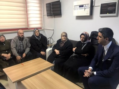 Başkan Gökhan Yüksel'den Akçakale Şehidinin Ailesine Başsağlığı Ziyareti