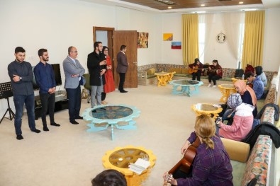 Başkan Kavuş Açıklaması 'Kursiyer Gençleri Ve Eğitimlerini Ziyaret Etti