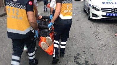 Beyoğlu'nda İnternet Kafeyi Taradılar Açıklaması 4 Yaralı