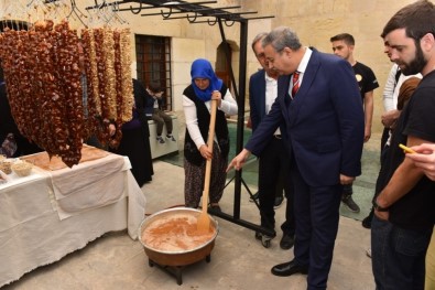 Dünyaca Ünlü Şefler Tarsus'ta Bir Araya Geldi
