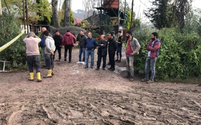 Yardıma Koştular Açıklaması Ekipler Kurtarma Çalışma Başlattı