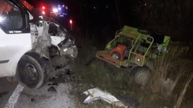 Afyonkarahisar'da Trafik Kazası Açıklaması 3 Yaralı