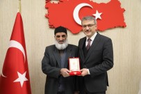 KADIR EKINCI - Bingöl'de Kıbrıs Gazilerine Madalyaları Verildi