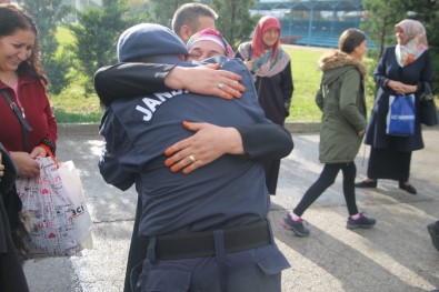Bursa'da Jandarmaların Yemin Töreninde Duygusal Anlar