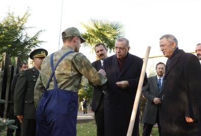 Cumhurbaşkanı Erdoğan'Dan Tezkeresine 10 Gün Kalan Askere Hediye