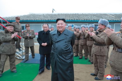 Kuzey Kore, Çoklu Roket Fırlatıcılarını Test Ettiğini Duyurdu