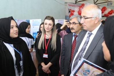 Tavşanlı Devlet Ana Kız İmam Hatip Lisesi'nden Bilim Fuarı