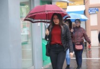 SOBA ZEHİRLENMESİ - Uşak'ta Yağışlı Hava Etkisini Gösterdi