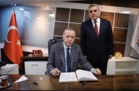 Cumhurbaşkanı Erdoğan Şanlıurfa Büyükşehir Belediyesini Ziyaret Etti