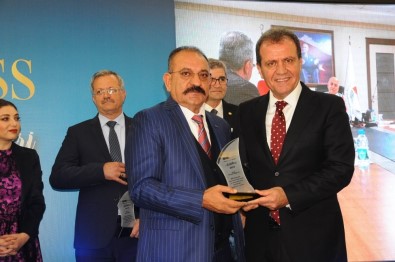 ASKON Şube Başkanı Hasan Arslan'a Çifte Ödül