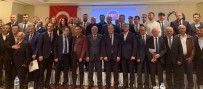 LİSANS MEZUNU - Başkan Pekmezci, Yüksek Lisans Eğitimlerini Tamamlayan DKBB Personellerine Hediyelerini Takdim Etti