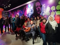 HİDAYET TÜRKOĞLU - Engelliler Madame Tussauds Müzesi'ni Ziyaret Etti