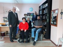 MEHMET KAMİL SAĞLAM - Kaymakam Sağlam, Salihli'nin Devlet Sanatçılarını Ziyaret Etti