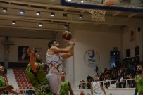 Petkim Spor, Manisa Büyükşehir Belediye'yi 79-75 Mağlup Etti