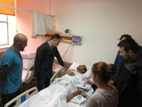 OKTAY ÇAĞATAY - Valisi Çağatay, Kaza Geçiren Askerleri Hastanede Ziyaret Etti