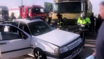 Aksaray'da Kamyon İle Otomobil Çarpıştı Açıklaması 5 Yaralı
