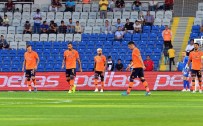 OKAN BURUK - Başakşehir Geçen Sezonu Mumla Arıyor!