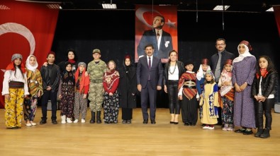 Erzincan Belediyesi Çocuk Tiyatrosundan Anlamlı Program