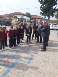 Kaymakam Duru Öğrencilerle Sek Sek Oynadı
