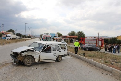 Kula'da Sanayi Kavşağında Kaza Açıklaması 1 Yaralı