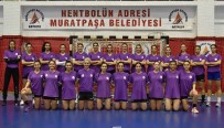 HALIL KıLıÇ - Muratpaşa Belediyespor Kadın Hentbol Takımı Farka Gitti