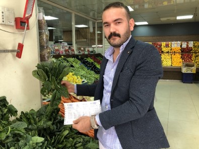 (Özel) Esenyurt'ta Ispanağın Satın Alındığı İddia Edilen Marketçi Konuştu