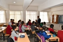 MEHMET ÖZDEMIR - Vali Gürel Okulları Ziyaret Ederek Öğrencilerle Bir Araya Geldi