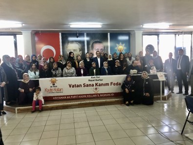 AK Parti Kadın Kolları'ndan Kızılay'a Kan Bağışı