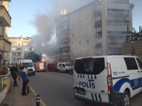 FLAMİNGO - Apartmanda Çıkan Yangında Mahsur Kalan Şahsı İtfaiye Kurtardı