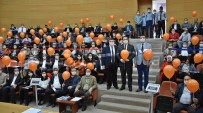 AİLE DANIŞMA MERKEZİ - Belediye Başkanı Ve Meclis Üyeleri Toplantıya Maskeyle Katıldı