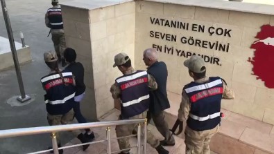 Belediyedeki Faaliyetleri Terör Örgütüne Aktaran HDP'li Meclis Üyeleri Yakalandı