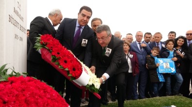 Bülent Ecevit, Vefatının 13'Üncü Yılında Mezarı Başında Anıldı